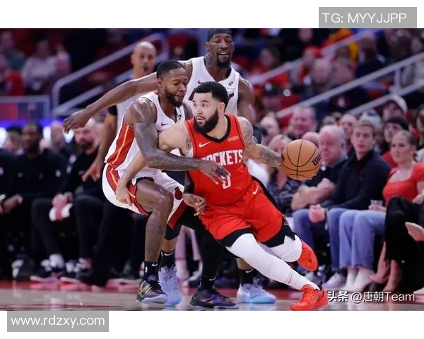 热火主帅斯波尔斯特拉与球员发生矛盾，管理层紧急处理，未来球队走向成谜